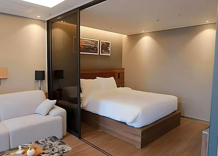 Elmomento Haeundae 3* Busan