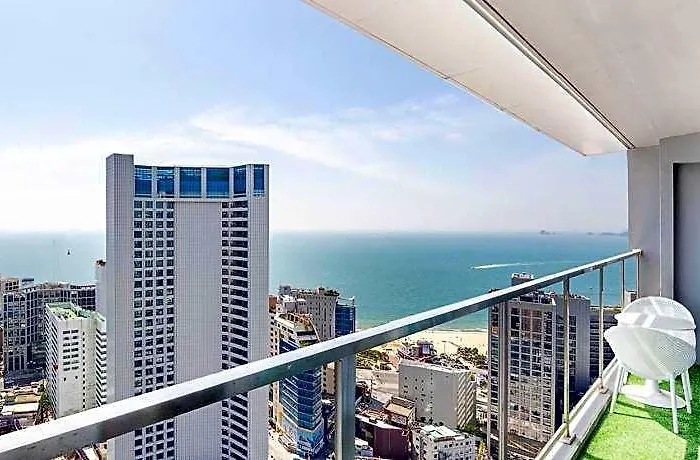 Elmomento Haeundae 3* Busan