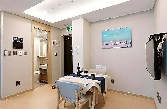 Hotel Elmomento Haeundae 3*