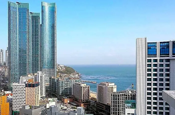 Elmomento Haeundae 3* Busan