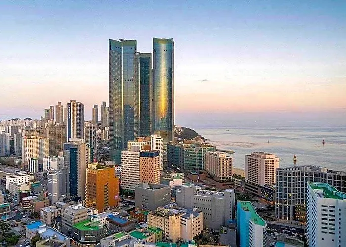 Elmomento Haeundae Hotel 3*